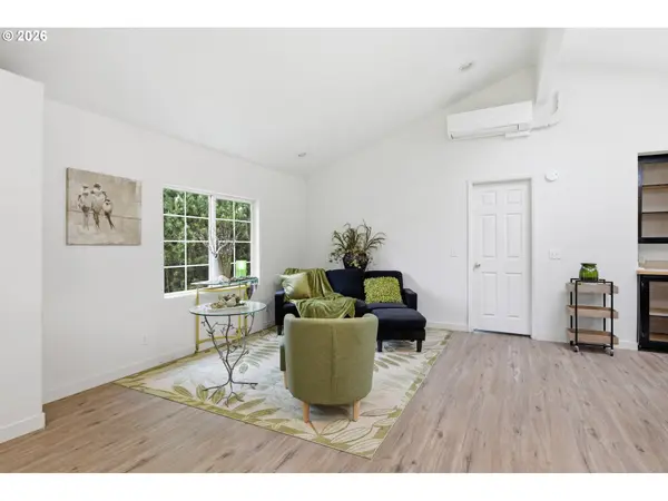 39465 LITTLE FALL CREEK RD, Fall Creek, OR 97438