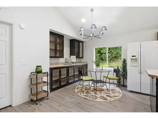 39465 LITTLE FALL CREEK RD, Fall Creek, OR 97438