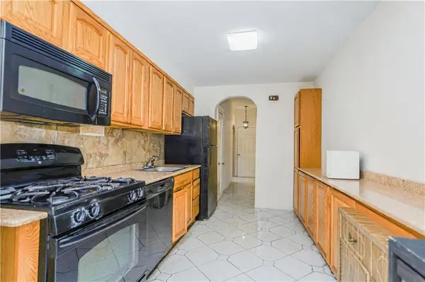 2135 66th ST, Brooklyn, NY 11204