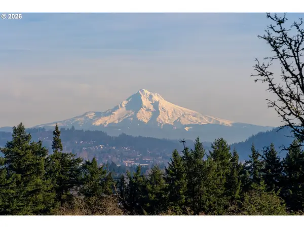 2123 S MILITARY RD, Portland, OR 97219