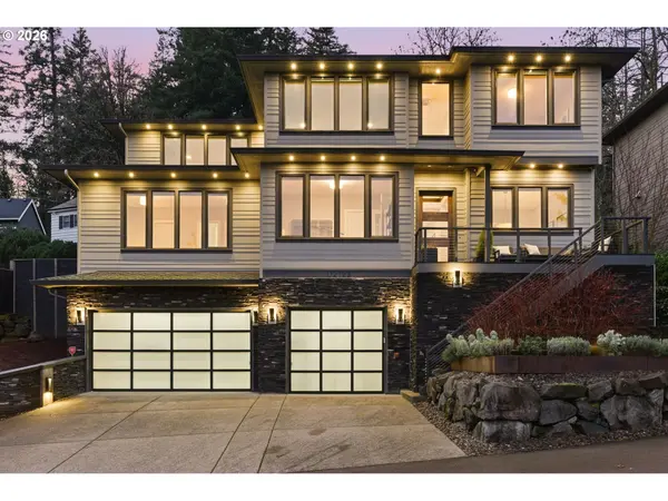 2123 S MILITARY RD, Portland, OR 97219