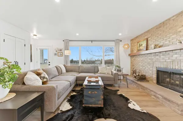 118019 380 AVE E, Rural Foothills County, AB T1S 1N3