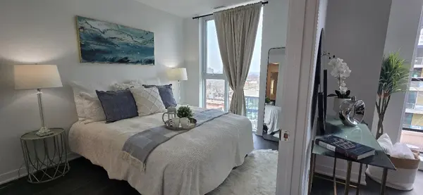 185 Alberta AVE W #1208, Toronto C03, ON M6C 0A5