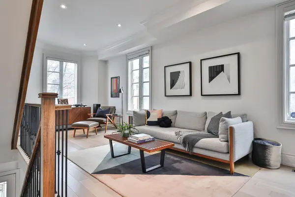 115 Florence ST, Toronto C01, ON M6K 1P4