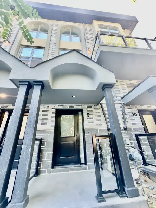 300 Railway Engine House Way ST ##9, Whitby, ON L1N 0P7