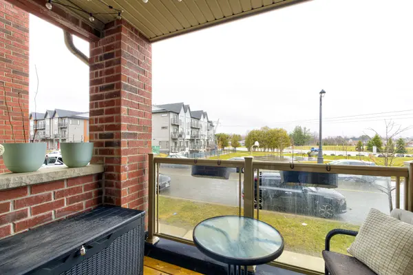 2566 William Jackson DR, Pickering, ON L1X 0E5