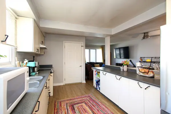 1308 Fundy CT, Oshawa, ON L1J 3N4