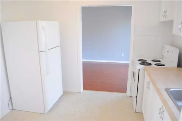 9 Oakworth (main and second floor) CRES, Toronto E04, ON M1K 3T7