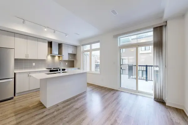 5456 Main ST, Whitchurch-stouffville, ON L4A 4W8