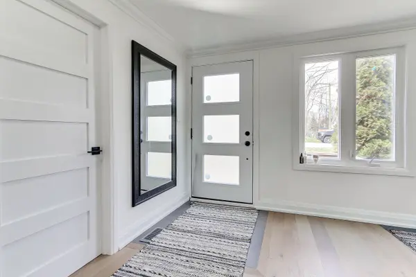 127 Woodfield DR N, Georgina, ON L0E 1N0