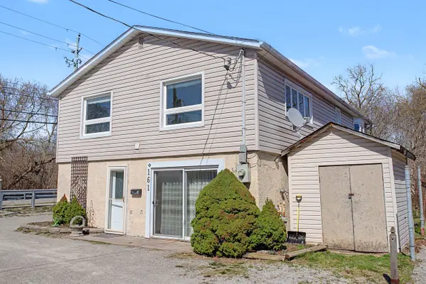 161 Charlotte ST S, Newmarket, ON L3Y 3S7