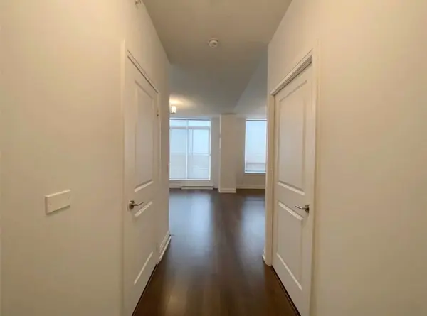 370 Highway 7 RD E #Ph16, Richmond Hill, ON L4B 0C4