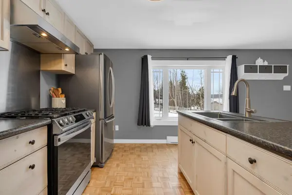 5724 & 1 Penetanguishene Road & Cedar Lane N/A, Springwater, ON L0L 1P0