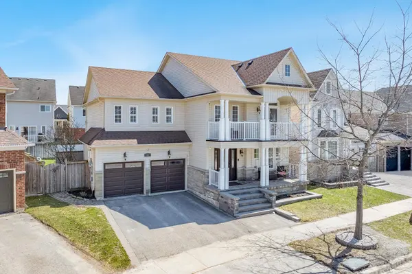 43 Maple Crown TER, Barrie, ON L4M 7H9