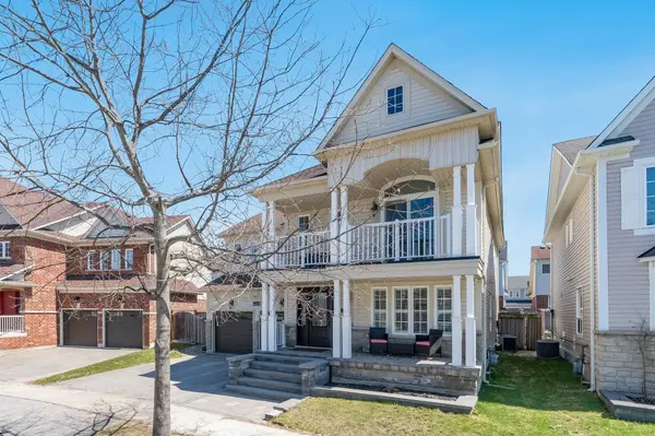 43 Maple Crown TER, Barrie, ON L4M 7H9
