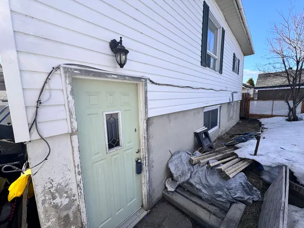 132 Bruce AVE, Timmins, ON P0N 1H0