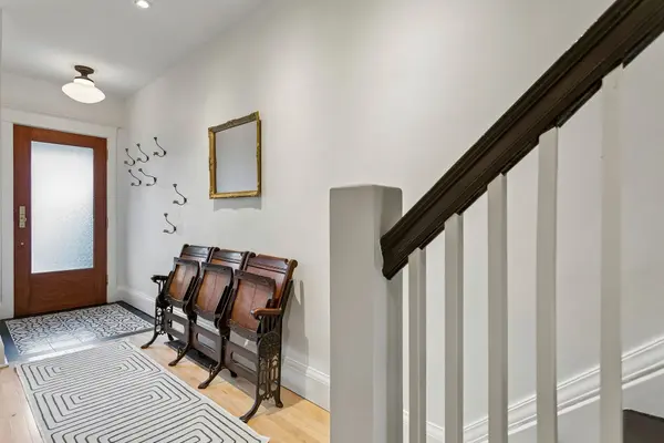 306 Westmoreland AVE, Toronto W02, ON M6H 3A5