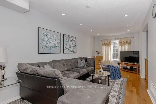 170 Havelock DR #21, Brampton, ON L6W 4T3