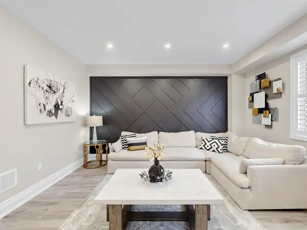 1321 Granrock CRES, Mississauga, ON L5V 0E1