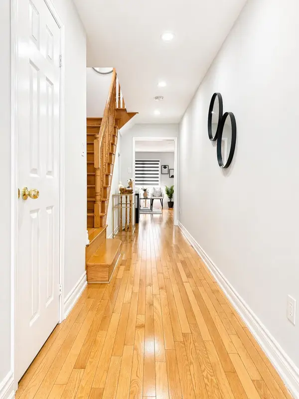 65 Bellchase TRL, Brampton, ON L6P 3L9