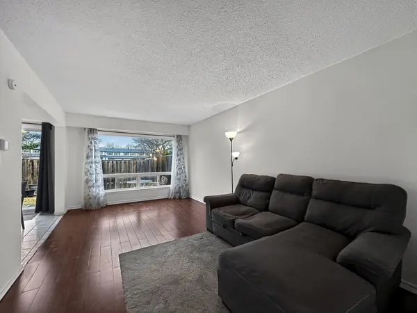 46 Vodden CT, Brampton, ON L6V 2V7