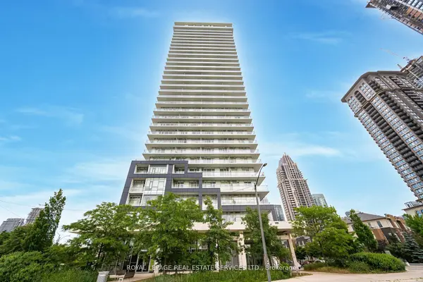 360 Square One DR #602, Mississauga, ON L5B 0E6