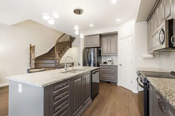 528 Fawn Valley Private, Blossom Park - Airport And Area, ON K1T 0W5