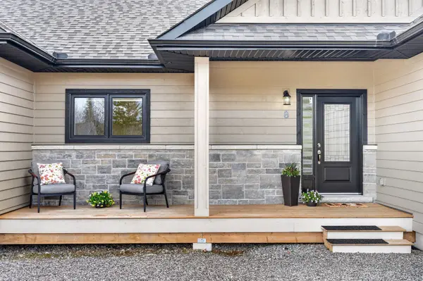 8 Bancroft Ridge DR, Bancroft, ON K0L 1C0