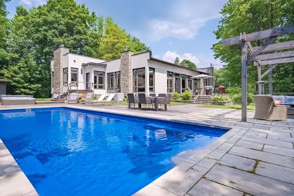 17 KAYMAR DR, Beacon Hill North - South And Area, ON K1J 7C8