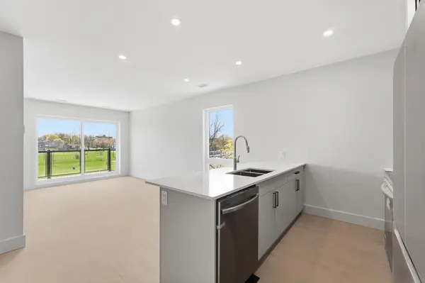 8 Hutt LN #508, Thorold, ON L2V 1V4