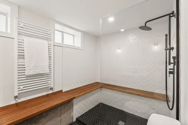 318 CLEMOW AVE, Glebe - Ottawa East And Area, ON K1S 2B8