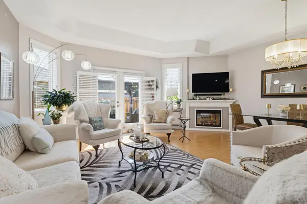 87 Twentyplace BLVD, Hamilton, ON L0R 1W0