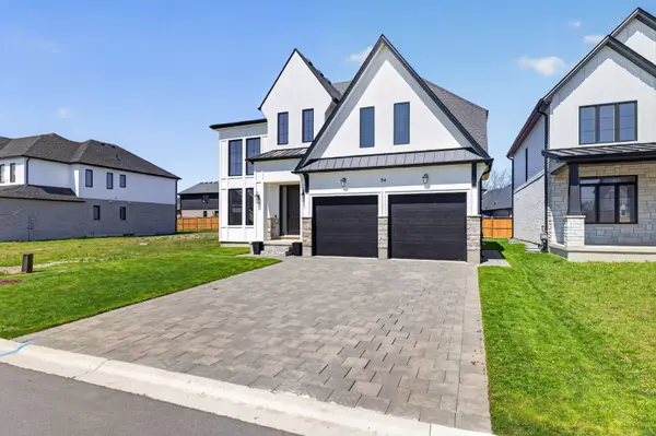 54 Aspen CIR, Thames Centre, ON N0M 2P0