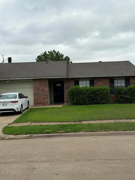 5425 Slay Drive, The Colony, TX 75056