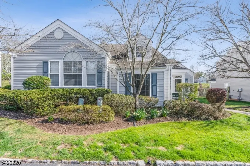 412 Cardinal Ln, Bedminster Twp., NJ 07921