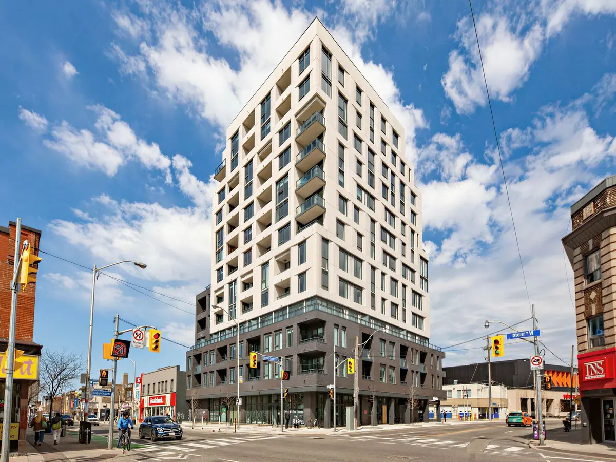 758 Dovercourt RD #404, Toronto W02, ON M6H 0G7