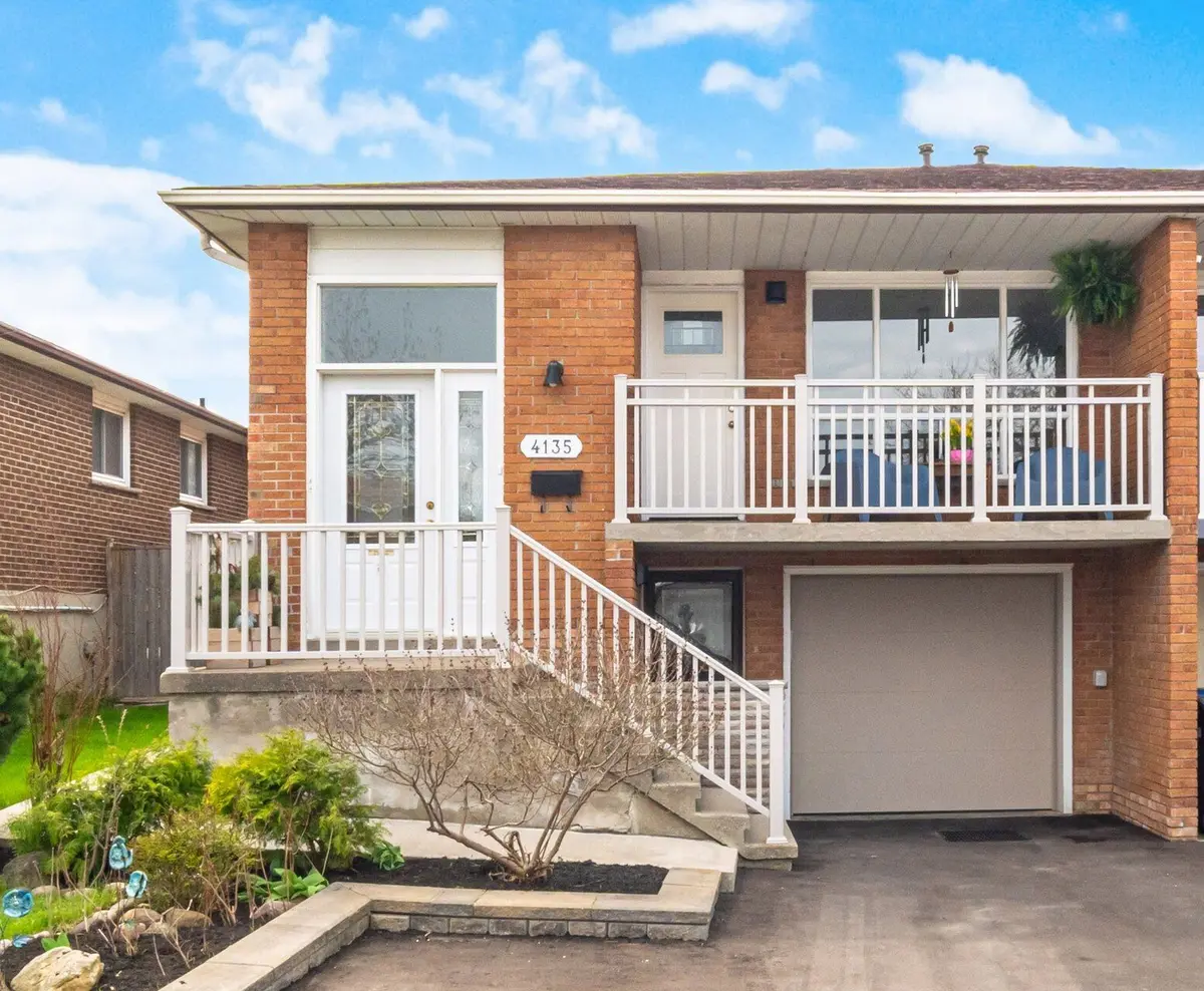 4135 Dunmow CRES, Mississauga, ON L4Z 1E1