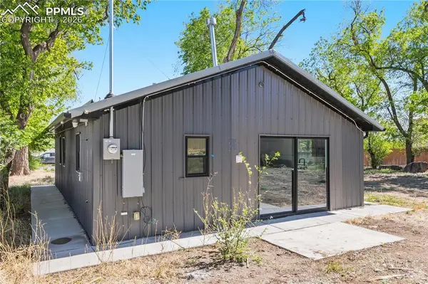 2109 Bott AVE, Colorado Springs, CO 80904