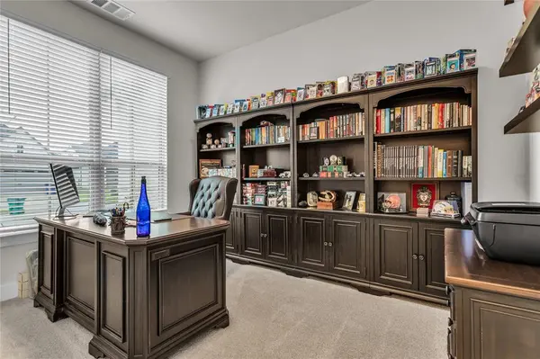 1723 Holly Oak Way, Fate, TX 75087