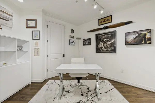 8616 Turtle Creek #414, Dallas, TX 75225