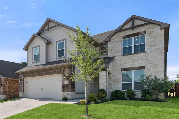 1732 Rio Secco Drive, Fort Worth, TX 76131