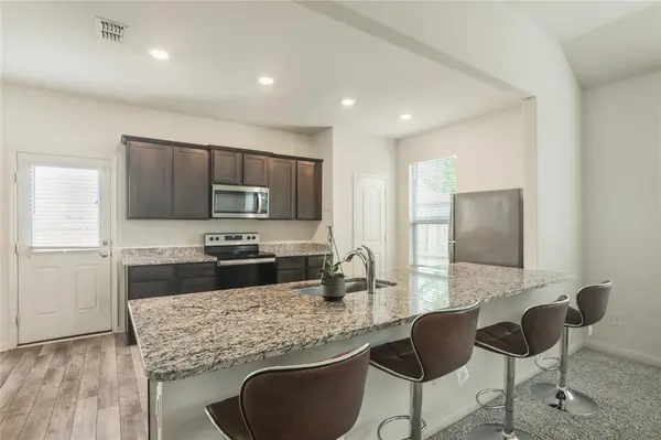 186 Aster Drive, Sanger, TX 76266