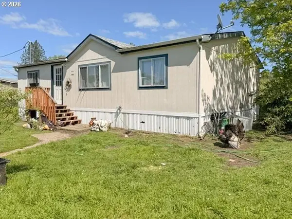 5123 MELODY LN, Roseburg, OR 97471