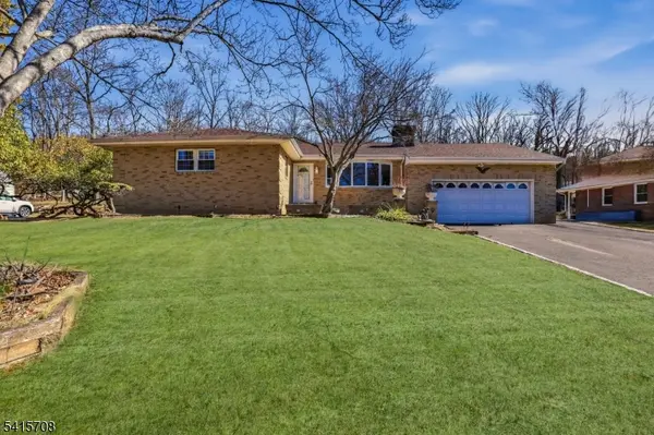 55 Stella Dr,  Bridgewater Twp.,  NJ 08807