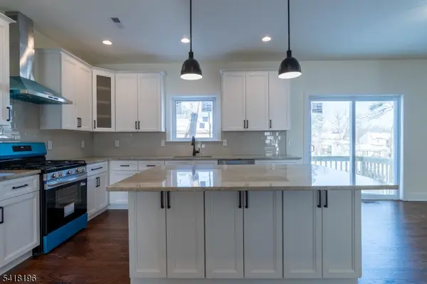 38 Avenue I, Monroe Twp., NJ 08831