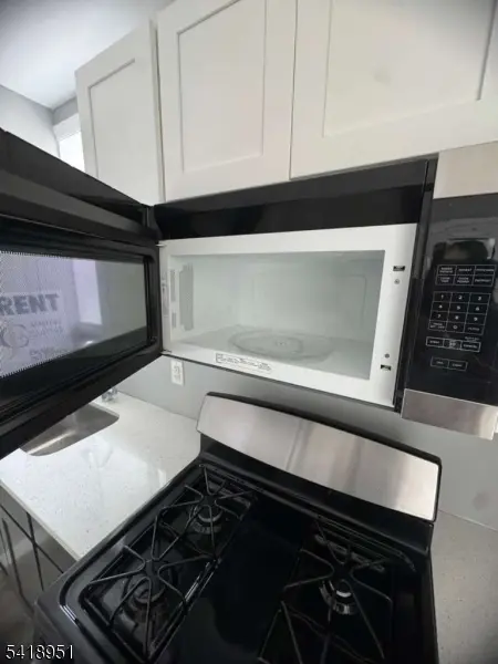 17 Teaneck Rd #2A, Ridgefield Park Village, NJ 07660