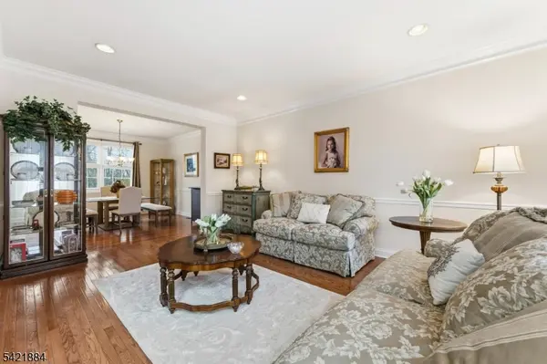 26 Rouser Way, Hillsborough Twp., NJ 08844