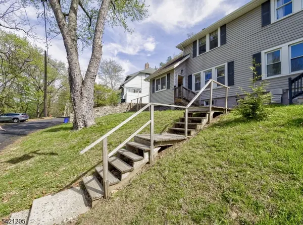 12 Tisco Ave, High Bridge Boro, NJ 08829