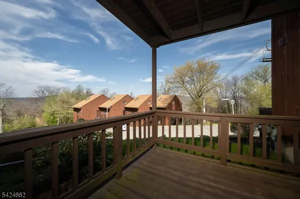 4 Red Lodge Dr #3, Vernon Twp., NJ 07462