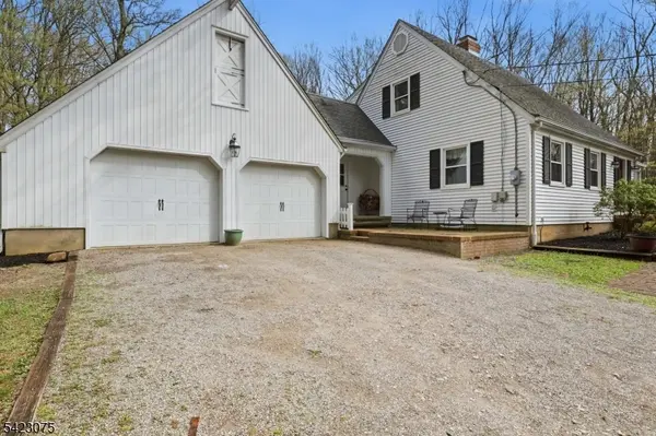 115 Upper Sunset Dr, Washington Twp., NJ 07853